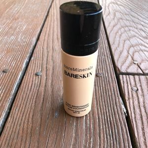 {Bare Minerals} foundation